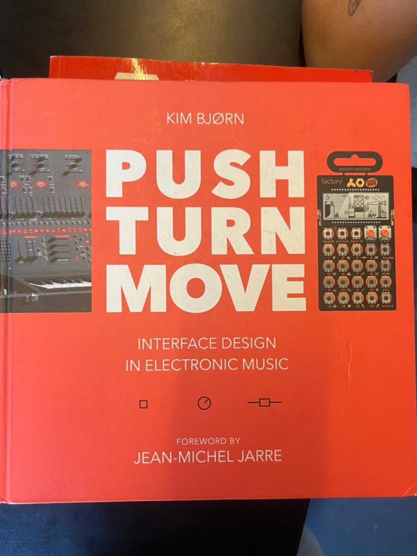 Push turn move
