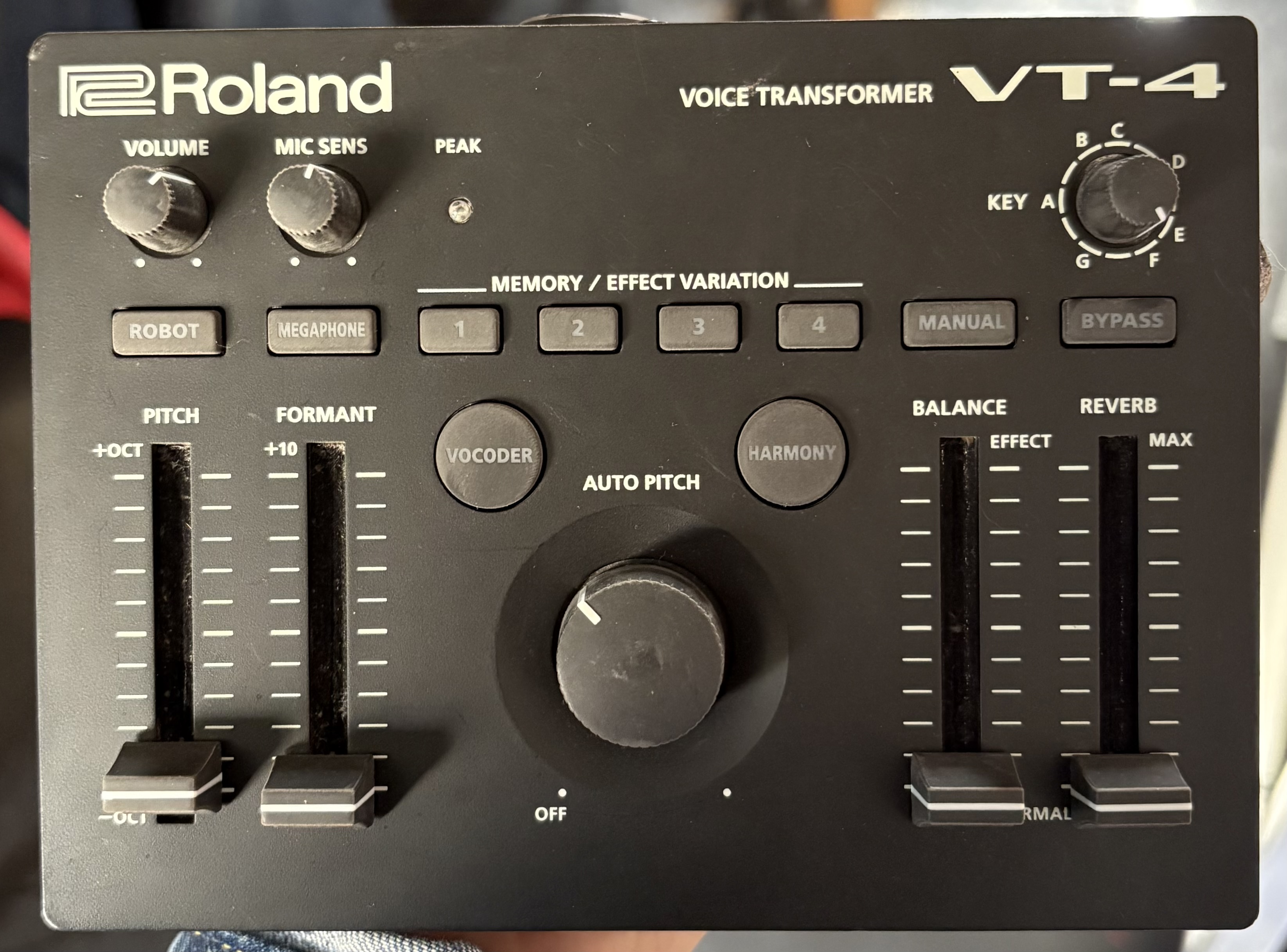 Roland VT-4